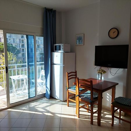 Golden Beach Apartments Дуррес Екстер'єр фото