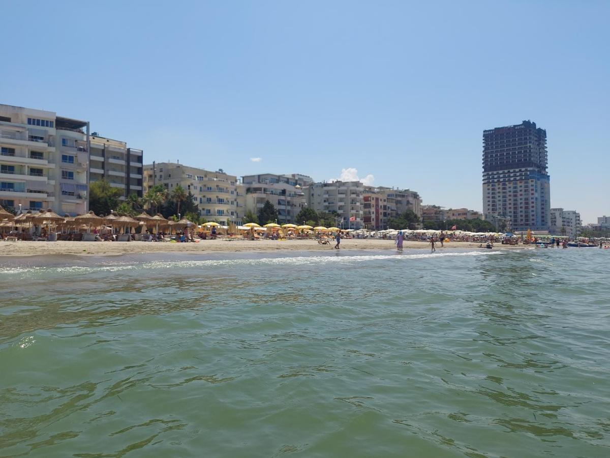 Golden Beach Apartments Дуррес Екстер'єр фото
