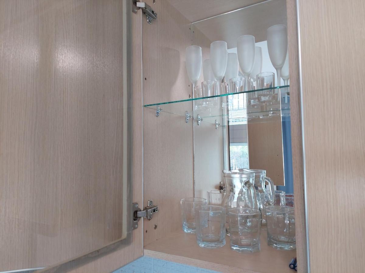 Golden Beach Apartments Дуррес Екстер'єр фото